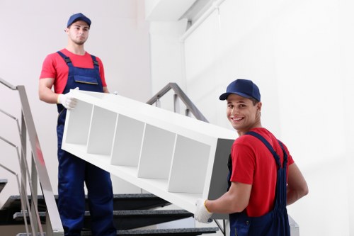 Local removals team working in a Dulwich residential street